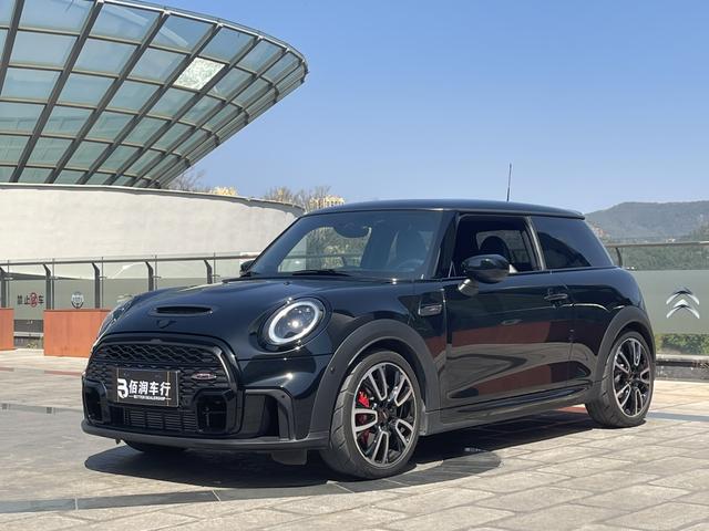 MINI JCW