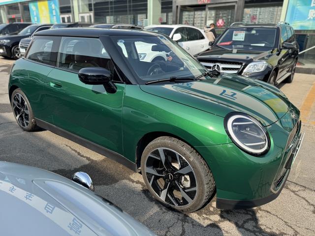 MINI ELECTRIC  COOPER