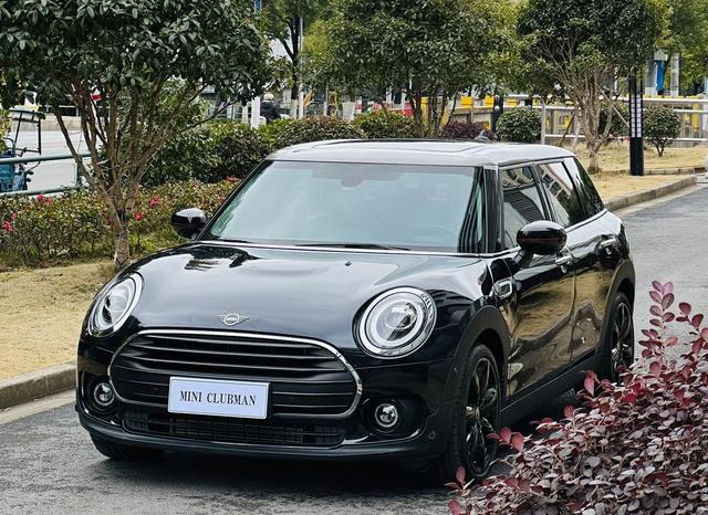 MINI CLUBMAN