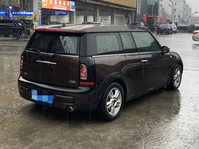 MINI CLUBMAN