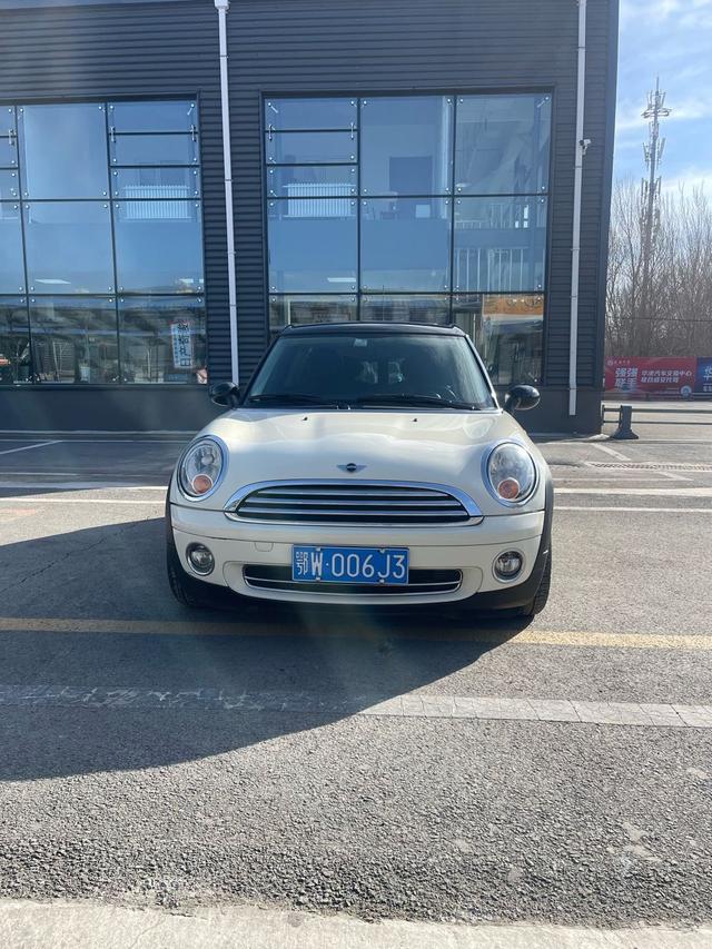 MINI CLUBMAN