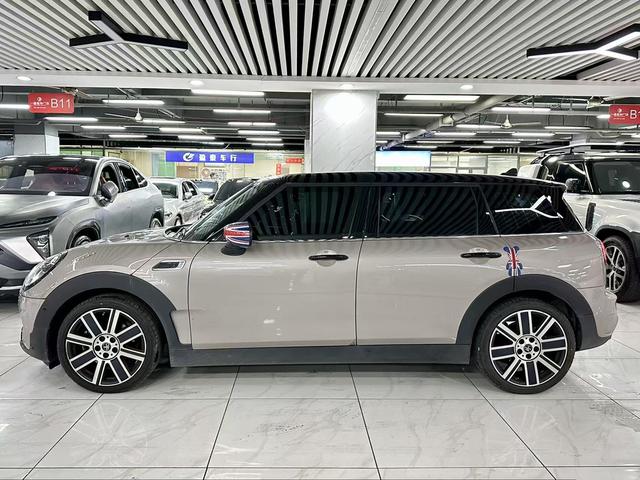 MINI CLUBMAN