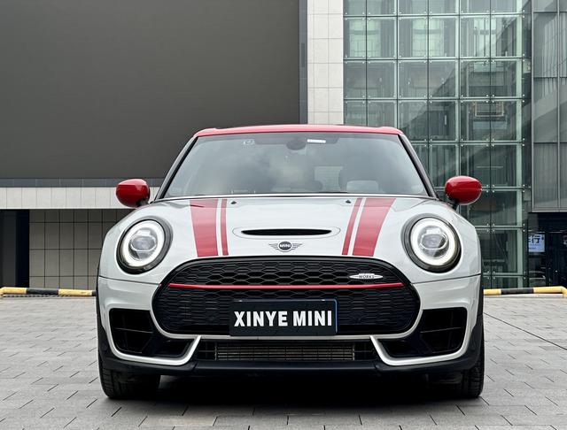 MINI JCW CLUBMAN