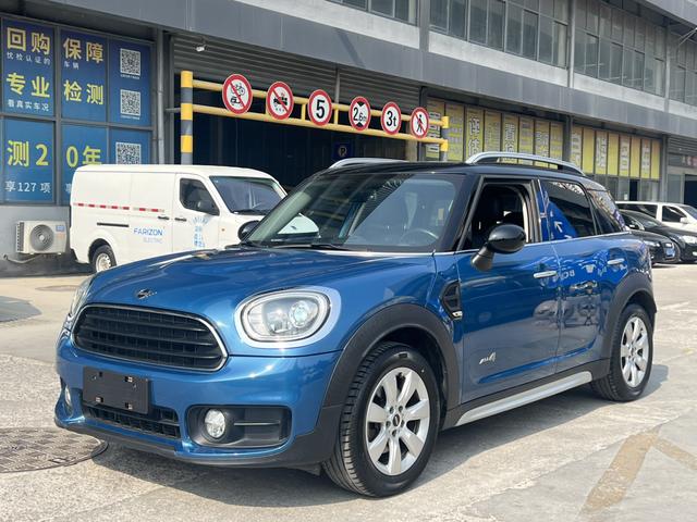 MINI COUNTRYMAN