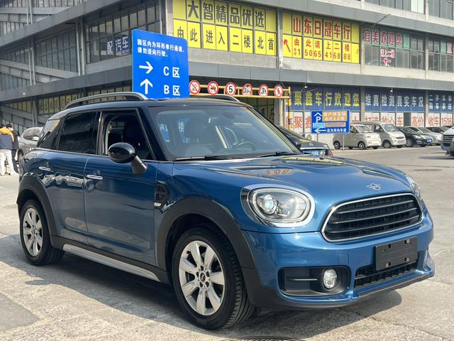 MINI COUNTRYMAN