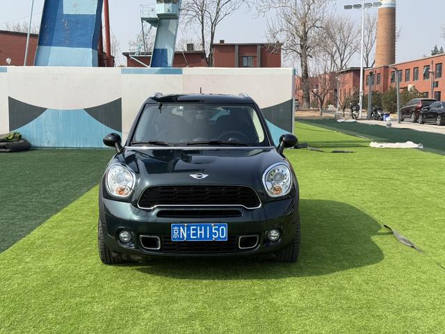 MINI COUNTRYMAN