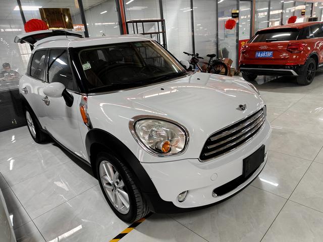 MINI COUNTRYMAN