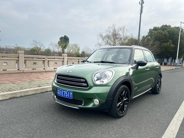 MINI COUNTRYMAN