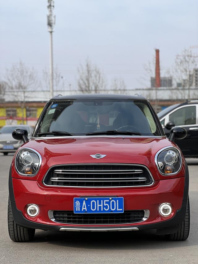 MINI COUNTRYMAN