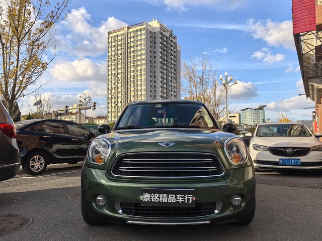 MINI COUNTRYMAN