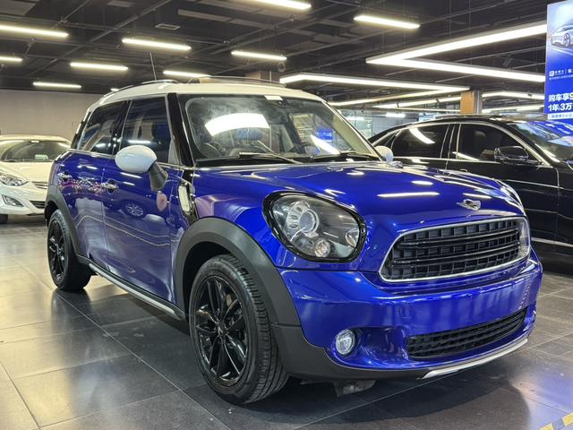 MINI COUNTRYMAN