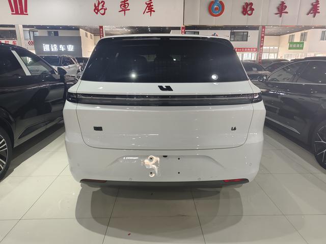 Lixiang L6