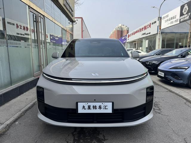 Lixiang L6