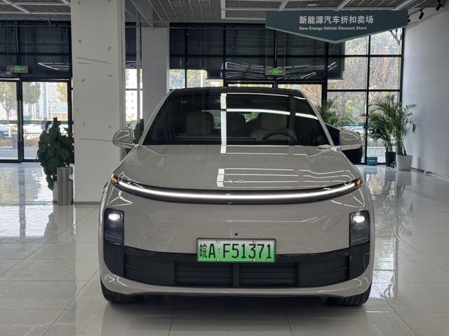 Lixiang L6