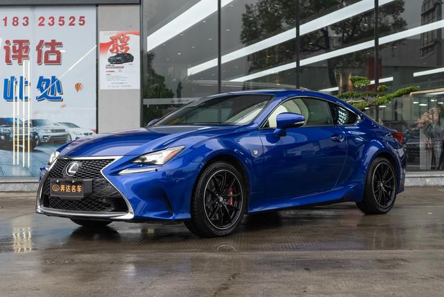 Lexus RC