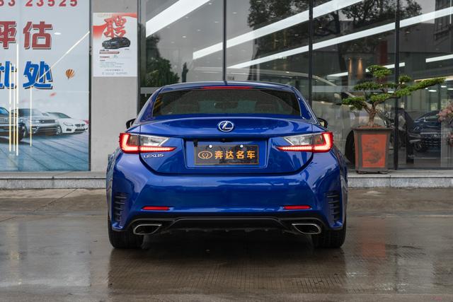 Lexus RC