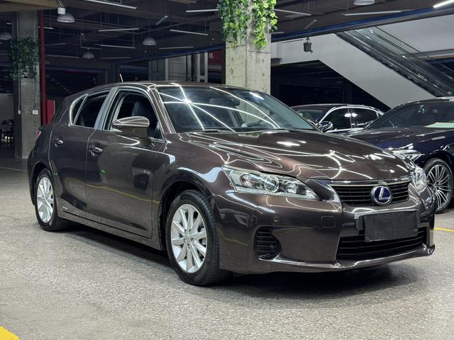 Lexus CT