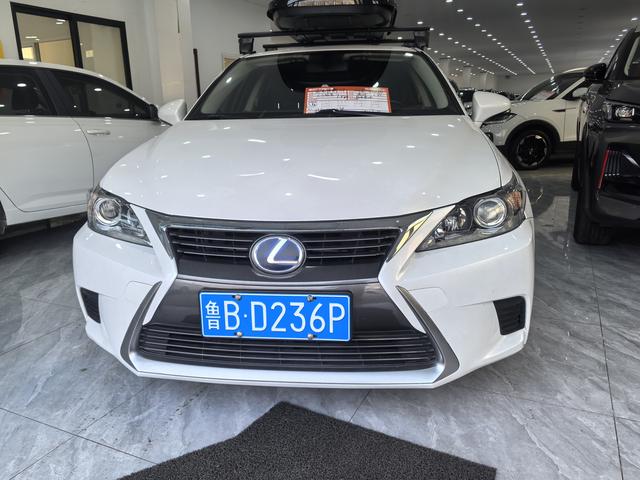 Lexus CT