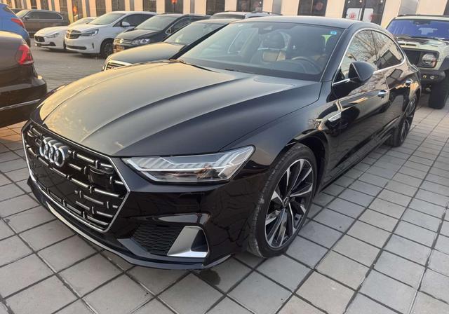 Audi A7L