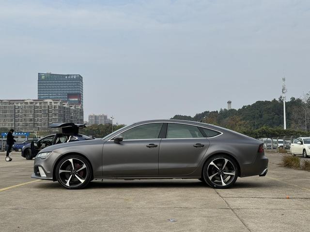 Audi A7