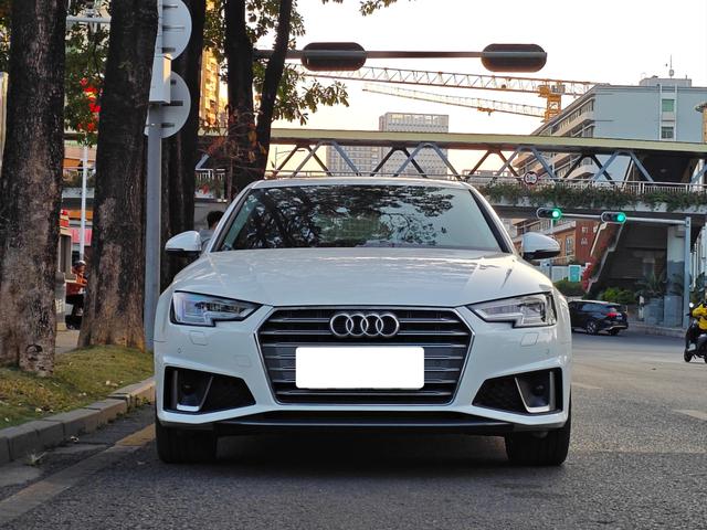 Audi A4L