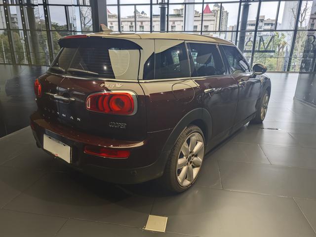 MINI CLUBMAN