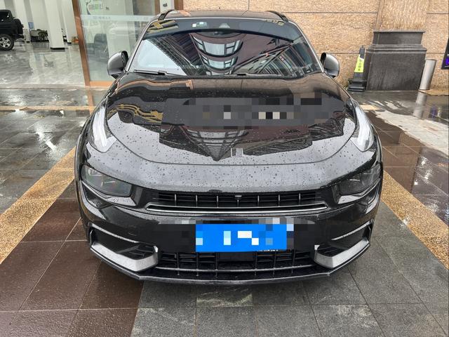 Lynk & Co 02 Hatchback