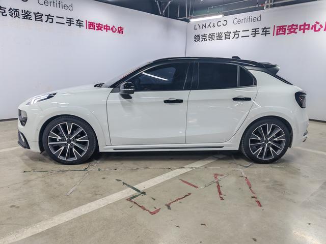 Lynk & Co 02 Hatchback