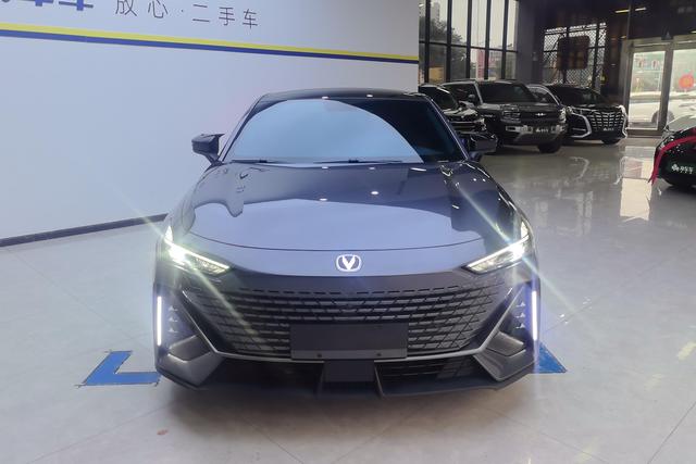 Changan UNI-V