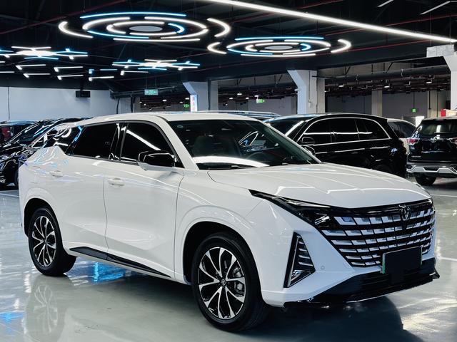 Changan UNI-Z PHEV