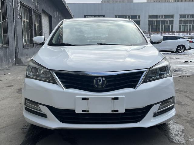 Changan Yuexiang V7