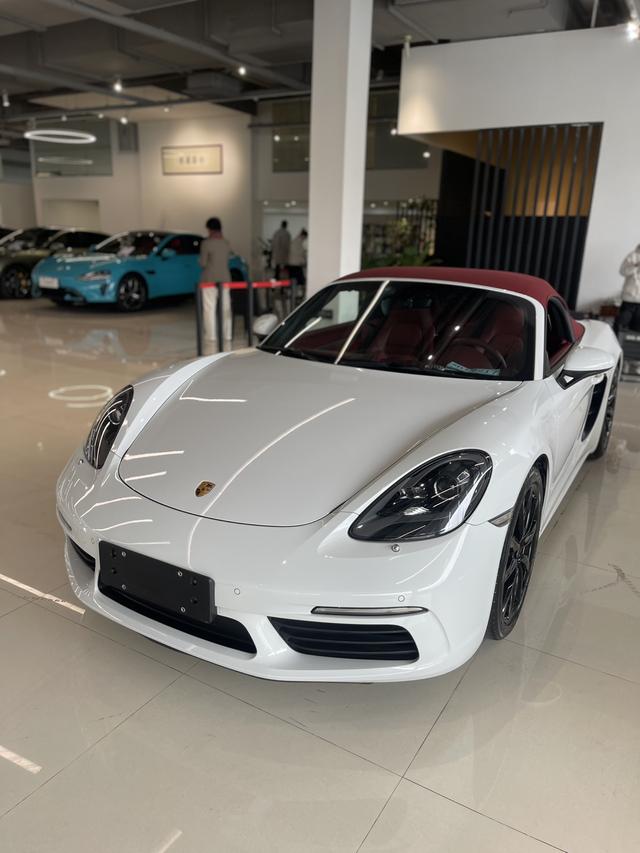 Porsche 718