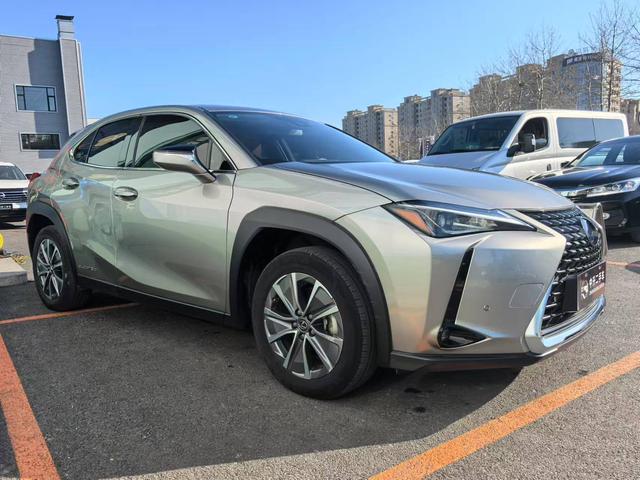 Lexus UX EV