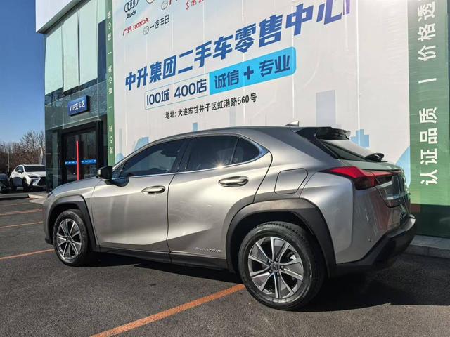 Lexus UX EV