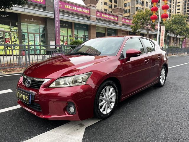 Lexus CT