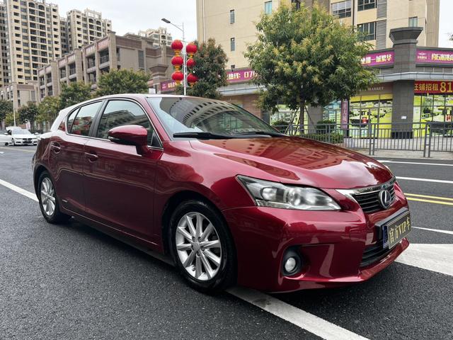 Lexus CT