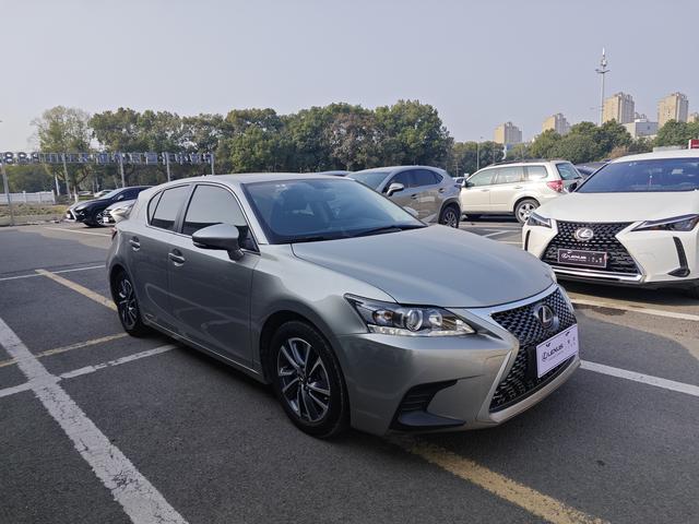 Lexus CT