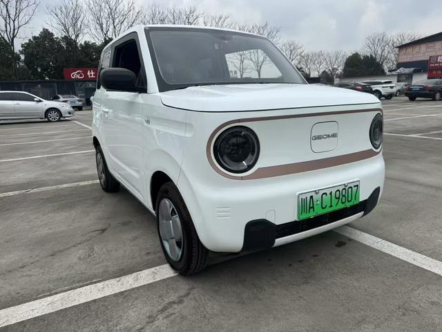 Geely Panda