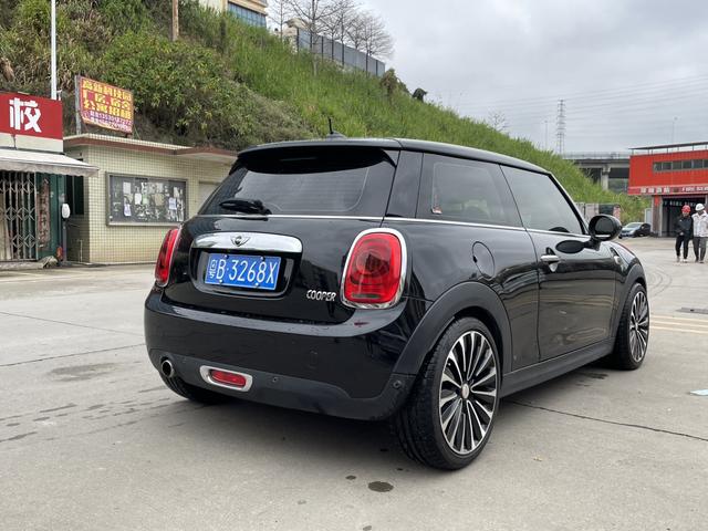 MINI MINI