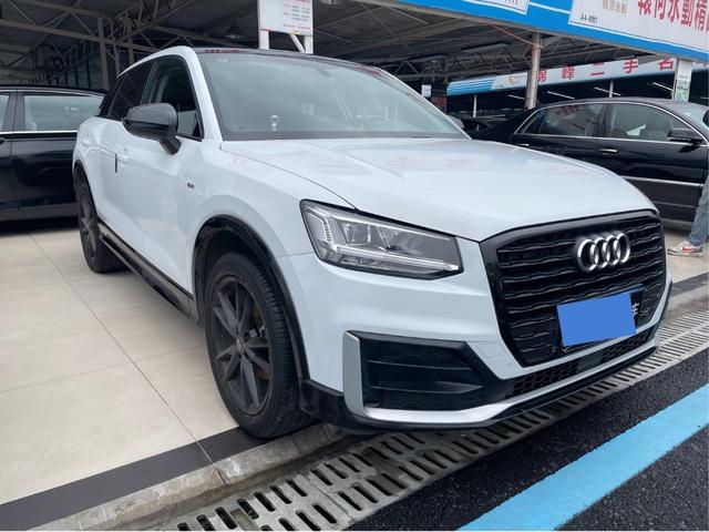 Audi Q2L