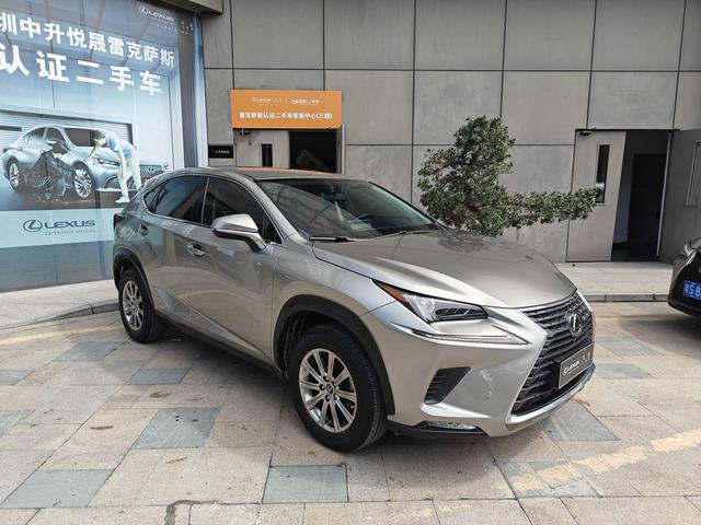 Lexus NX