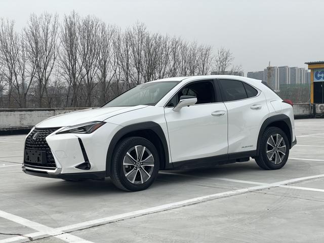 Lexus UX EV