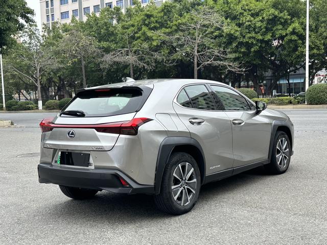 Lexus UX EV