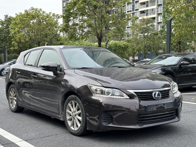 Lexus CT