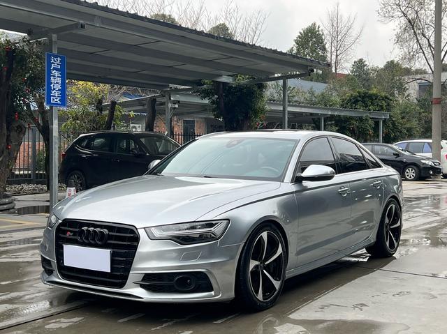 Audi S6