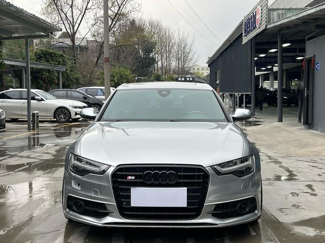 Audi S6