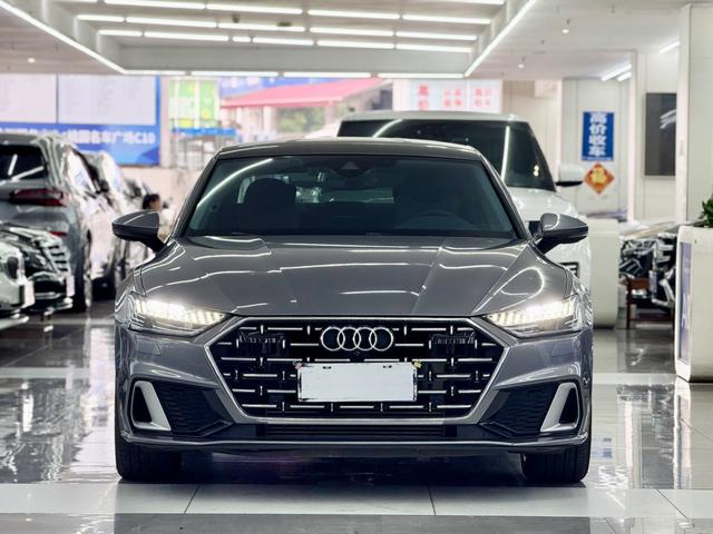 Audi A7L