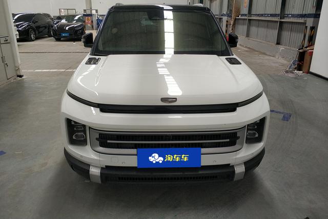 Geely ICON