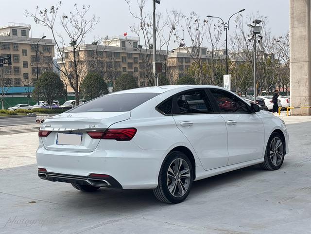 Geely Binrui