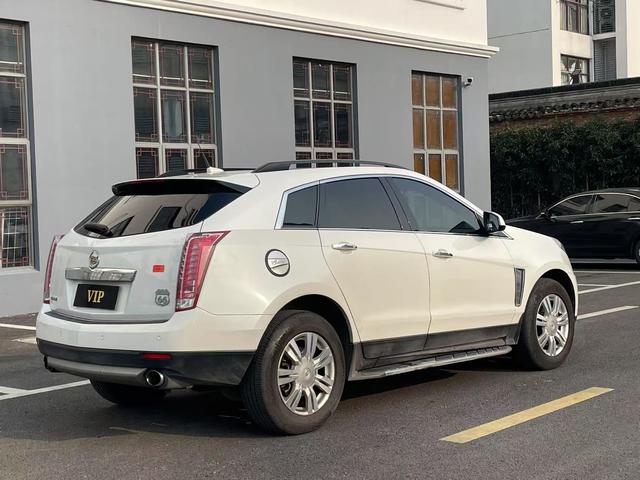 Cadillac SRX